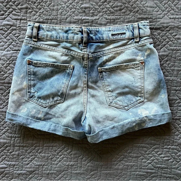 Zara Basic Z1975 Distressed Cuffed Denim Jean Shorts Size 2 Thrashed - Picture 5 of 10
